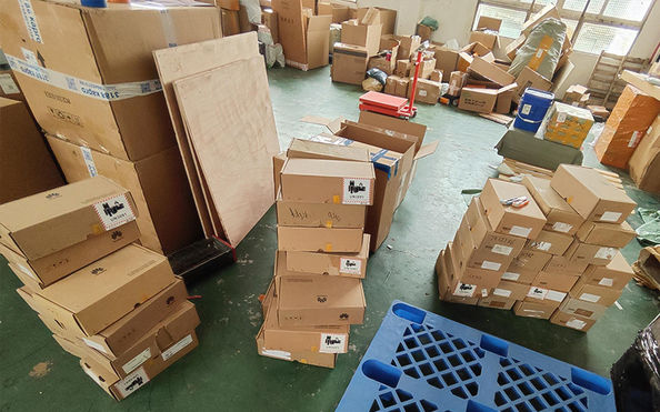 IZUMI COMMERCIAL COMPANY LIMITED প্রস্তুতকারকের উৎপাদন লাইন